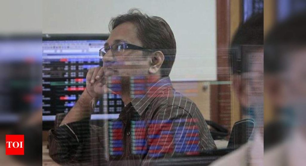 Investors' wealth tumbles over Rs 9.56 lakh crore as markets fall for 5th day - Times of India