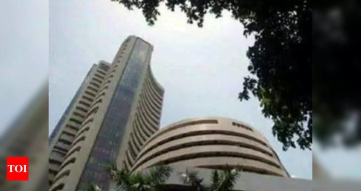 Sensex swings nearly 900 points on global cues - Times of India