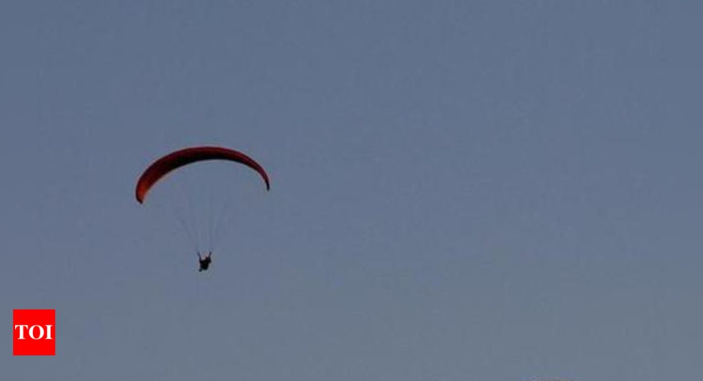 Skydiving in India soon: Centre formulating first aerosports policy - Times of India