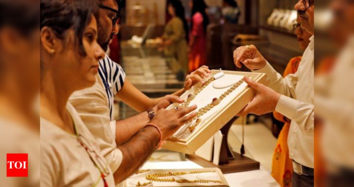 Budget 2021: Government cuts import tax on gold, silver to 7.5% from 12.5% - Times of India