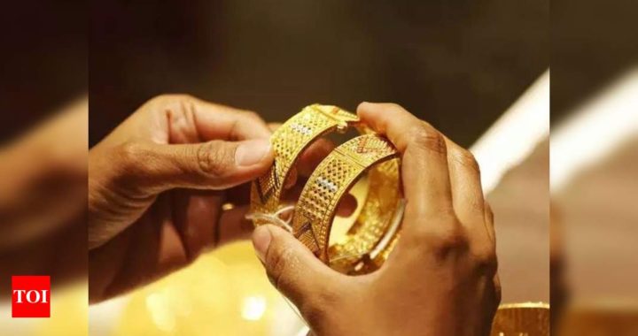 Gold dips to 8 month low of sub-Rs 46,000 on rising dollar - Times of India