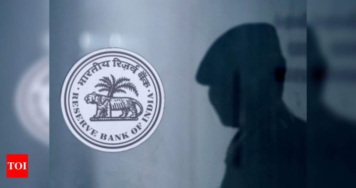 RBI puts Rs 1,000 withdrawal cap on Deccan Urban Co-op Bank; fresh loans, deposits restricted - Times of India
