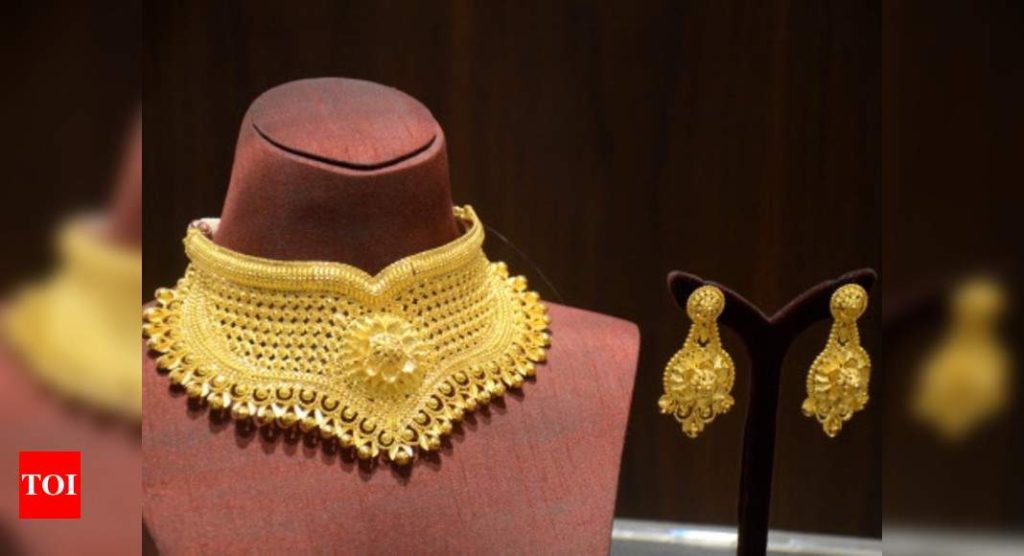 Volatile gold prices dim sales; silver shines in some hubs - Times of India