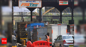 Average daily FASTag collection crosses Rs 100 crore-mark: Nitin Gadkari - Times of India