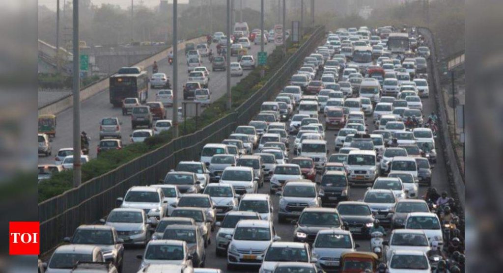 Delhi has 3rd highest share of 15-year-old vehicles in India - Times of India