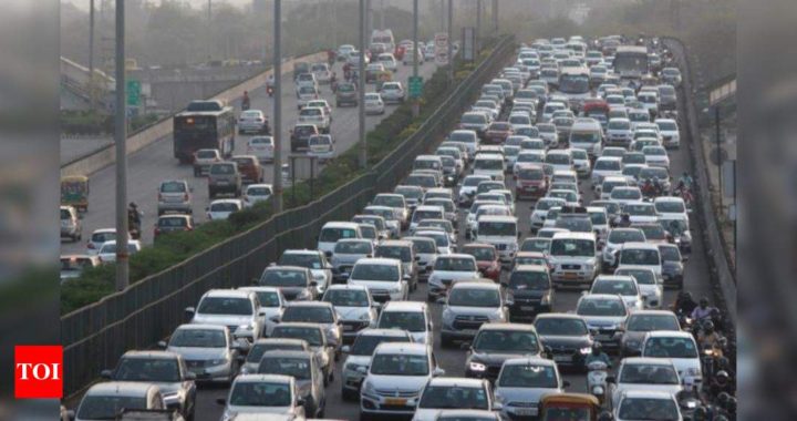 Delhi has 3rd highest share of 15-year-old vehicles in India - Times of India