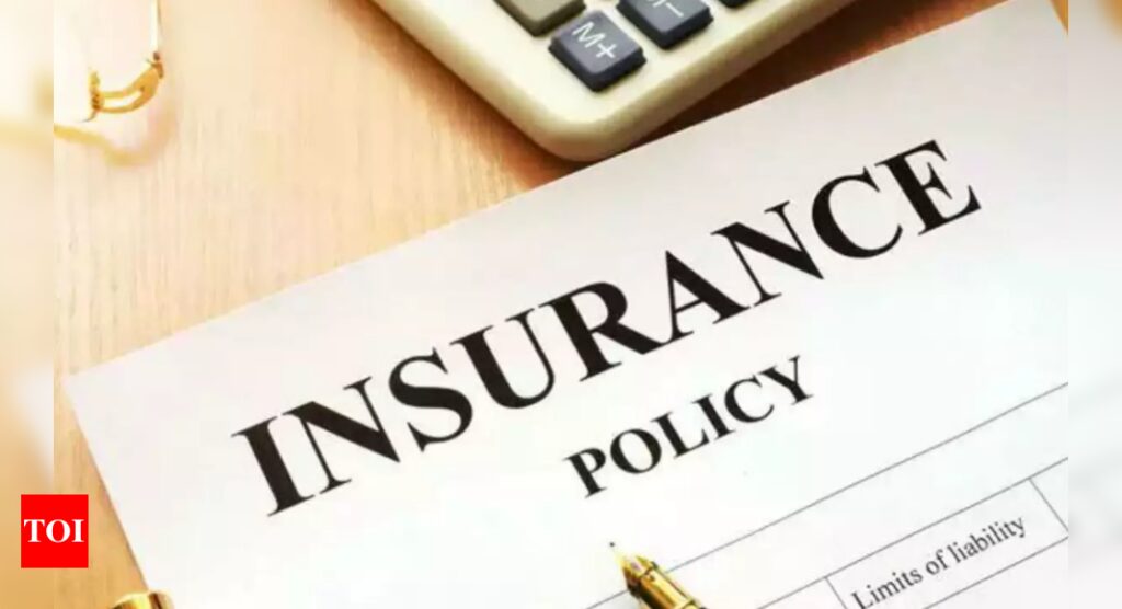 Centre to scrap 51% holding clause to privatise insurer - Times of India