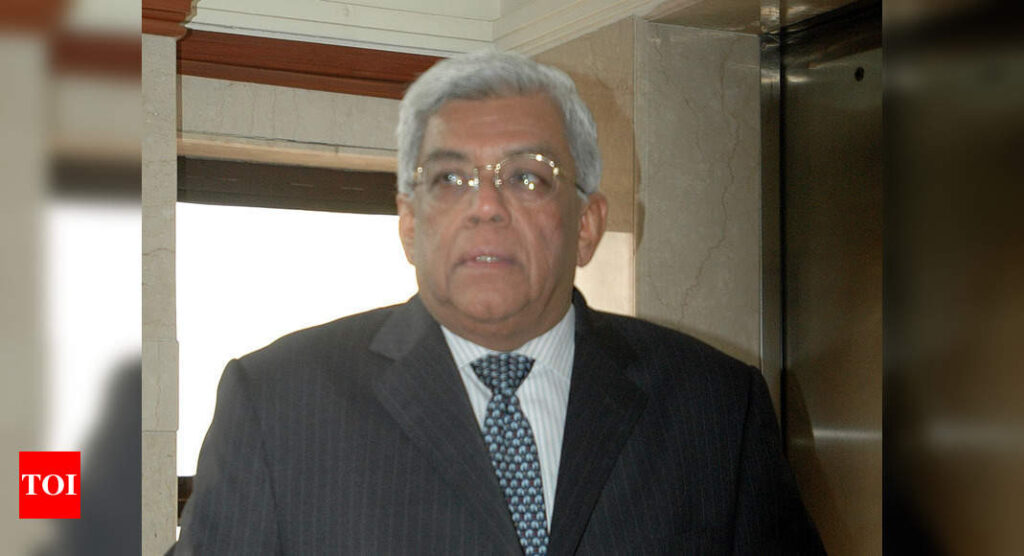 Mutual fund industry has potential to grow exponentially, says Deepak Parekh - Times of India