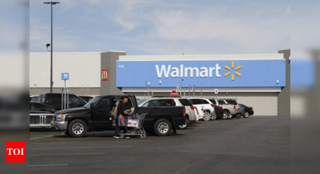 Walmart to pay college, book costs for full and part-time staff - Times of India