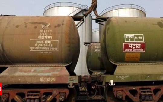 India starts selling oil from strategic reserves after policy shift - Times of India