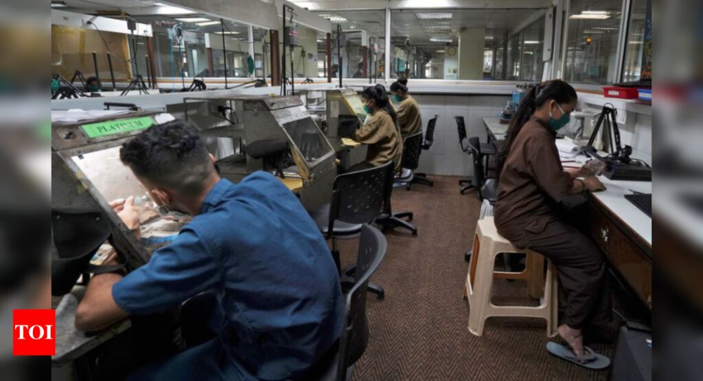 India's female labour participation rate falls to 16.1% as pandemic hits jobs - Times of India