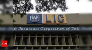 LIC IPO news: In a 1st, LIC looks to split mega IPO into 2 offerings | India Business News - Times of India