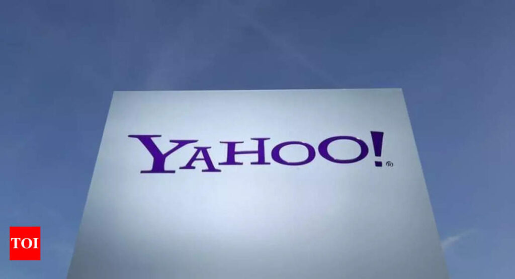 Yahoo shuts down news sites in India - Times of India