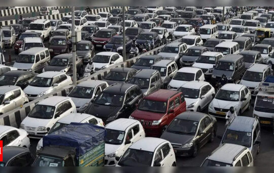 Govt to limit incentive plan for auto to green vehicles - Times of India