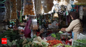 Inflation seen easing to 4% by FY24: RBI deputy governor - Times of India