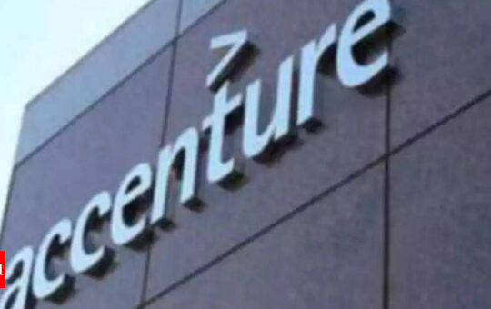 accenture:  Accenture may have 3 lakh employees in India by 2022 - Times of India