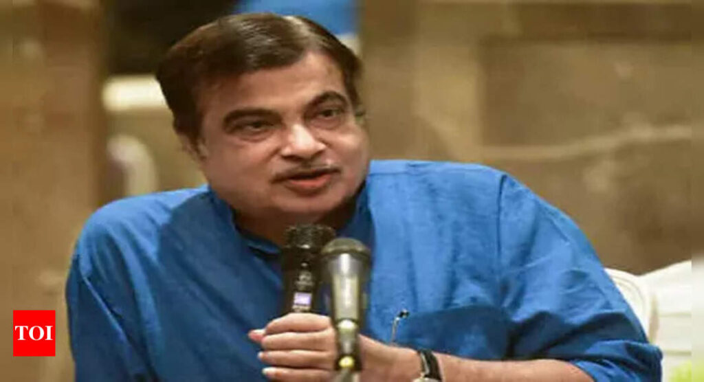 gadkari:  Delhi-Mumbai Expressway to fetch Rs 1,000 to 1,500 crore revenues every month, says Nitin Gadkari - Times of India