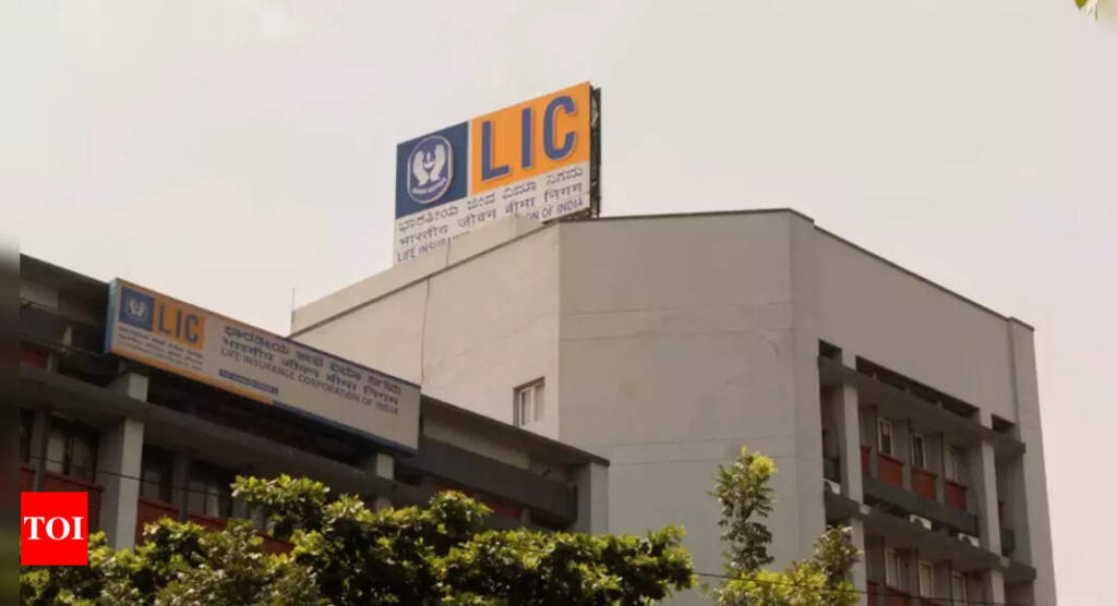 lic:  Govt may let foreign investors buy up to 20% in LIC IPO: Source - Times of India