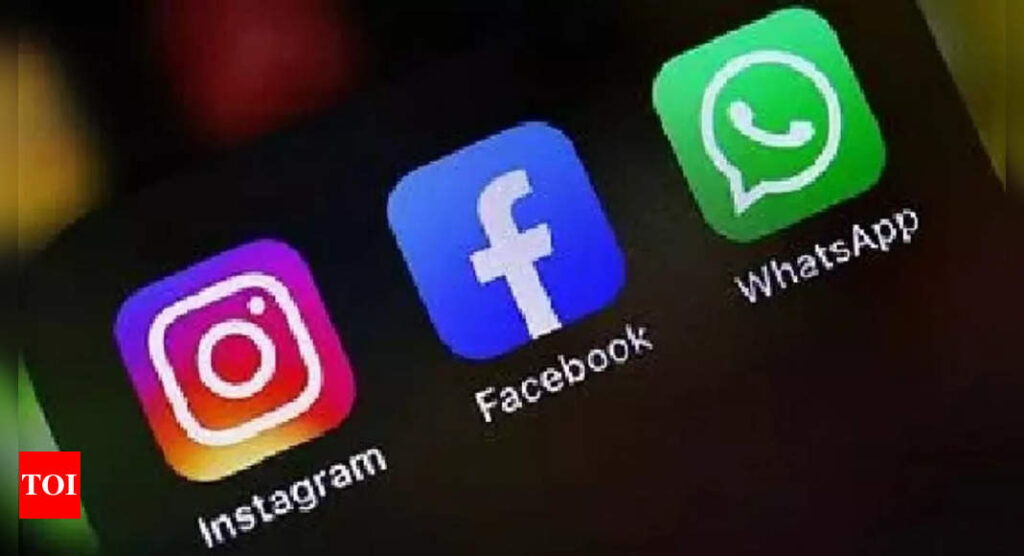 WhatsApp Down: WhatsApp, Facebook, Instagram go down simultaneously | International Business News - Times of India