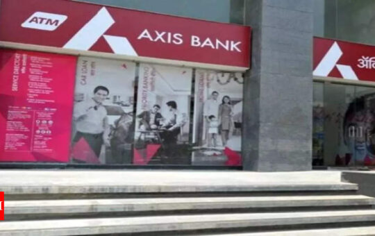Axis MF says cooperating with regulatory authorities in front-running case - Times of India