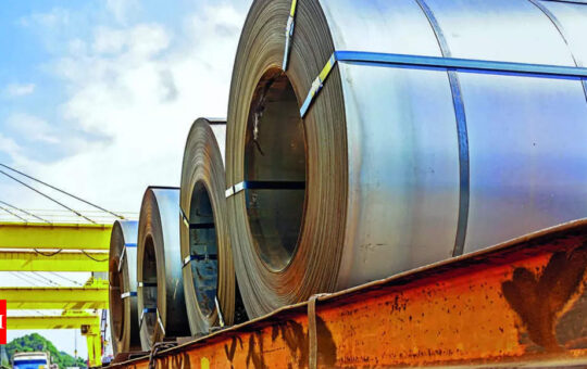 Steel stocks crash, OMCs mixed after cut in duties - Times of India