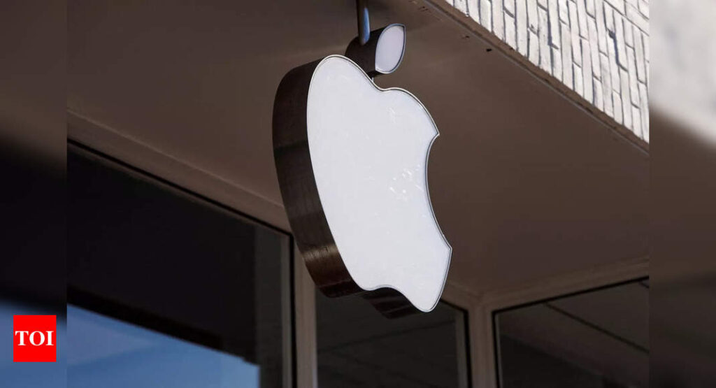 Apple store workers vote to form their first US union - Times of India