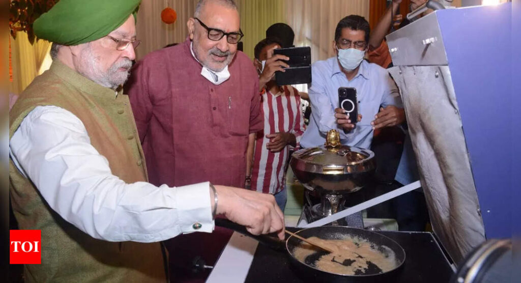 Hardeep Puri eyes solar stove to cook LPG goose, but price remains issue - Times of India