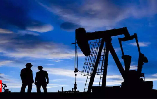 Oil prices climb, but expected US interest rate hike looms - Times of India