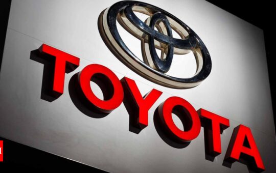 Toyota announces two initiatives in line with 'Make in India' and 'Skill India' - Times of India