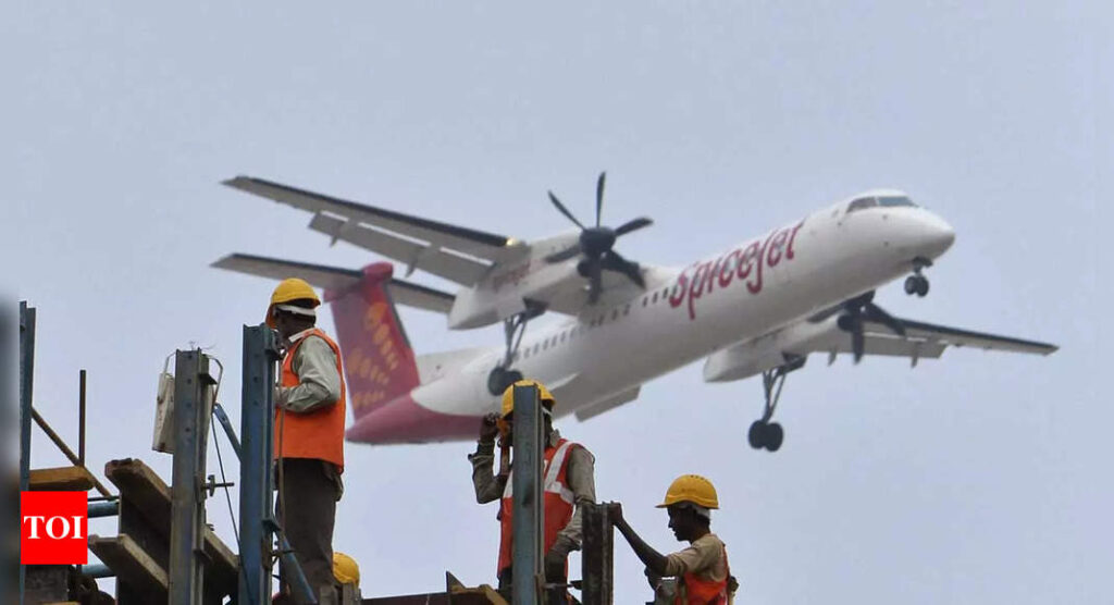 Double trouble: Now, Mumbai-bound SpiceJet Q400's windshield outerpane cracks midair, plane lands safely - Times of India