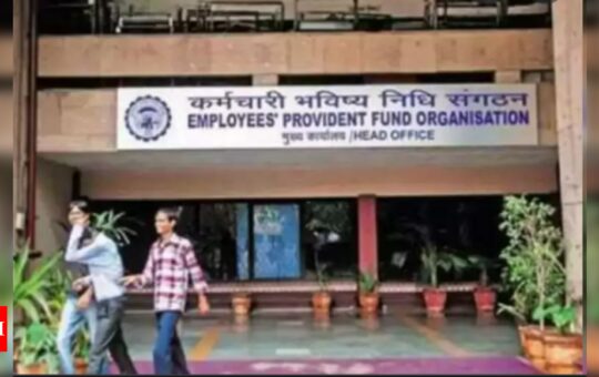 EPFO to soon disburse pension to over 73 lakh pensioners in one go via central system - Times of India