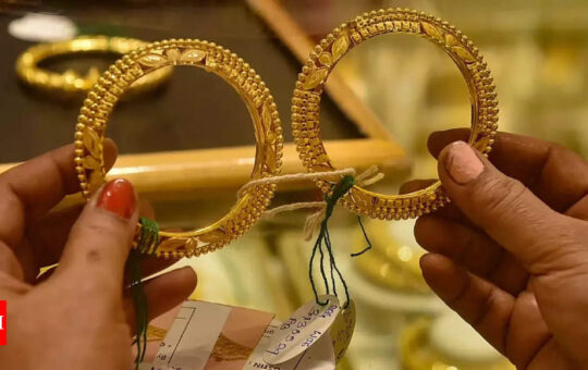 First global gold exchange in India seen burnishing hub role - Times of India