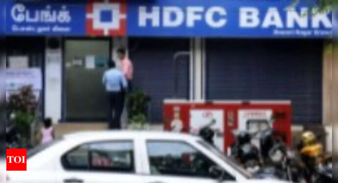 Jain, poster boy of MF industry, quits HDFC Mutual Fund after 19 years - Times of India