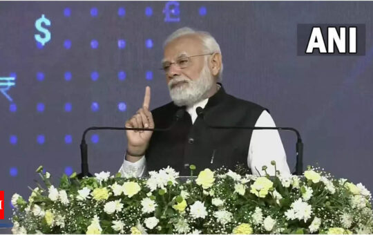PM Narendra Modi inaugurates India’s first International Bullion Exchange at Gandhinagar - Times of India