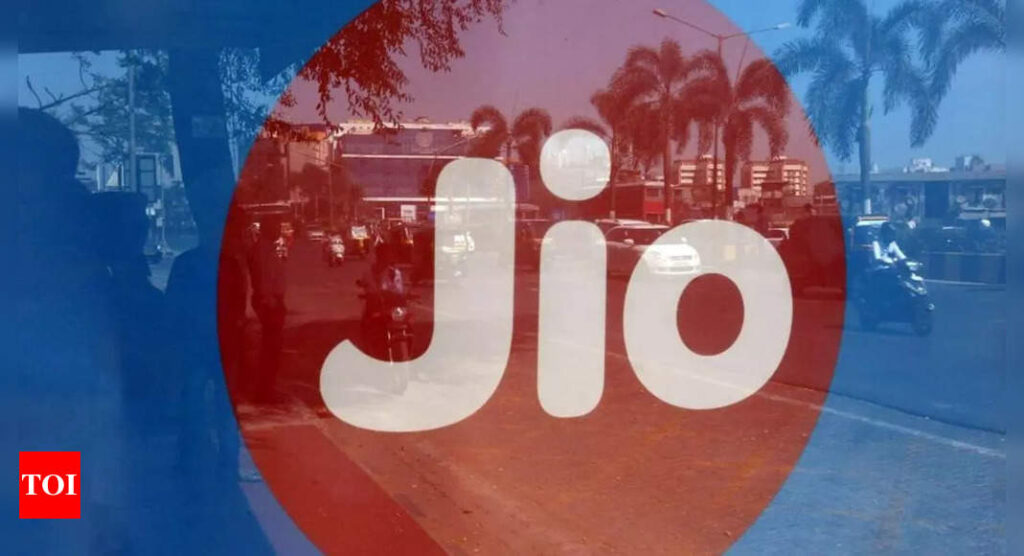 Reliance Jio submits earnest money deposit of Rs 14,000 crore ahead of 5G auction - Times of India