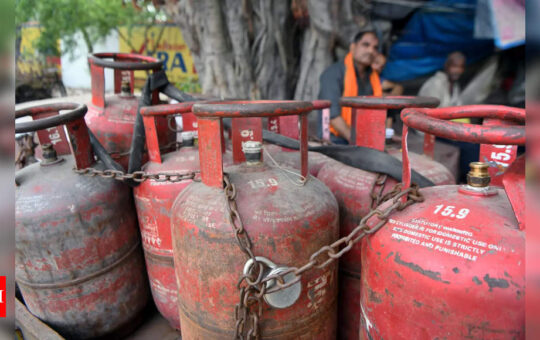 Commercial LPG cylinder prices slashed by Rs 36, domestic unchanged - Times of India