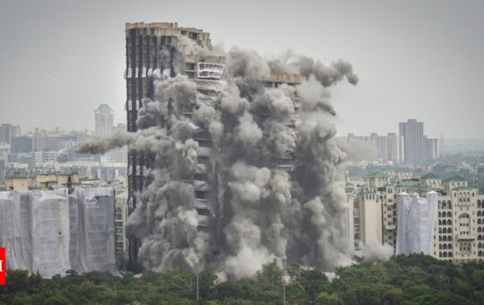 Demolition of twin towers lesson for all stakeholders, say industry experts - Times of India