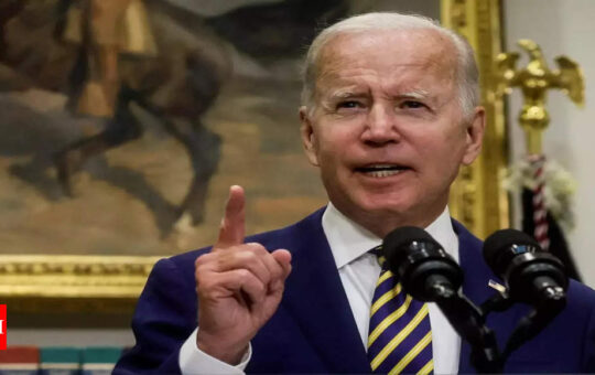 Joe Biden: Biden’s student-loan relief adds new wrinkle to inflation debate | International Business News - Times of India