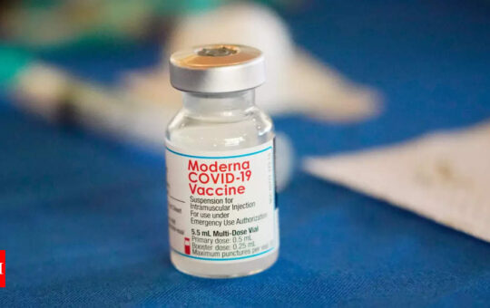 Moderna sues Pfizer/BioNTech for patent infringement over Covid vaccine - Times of India