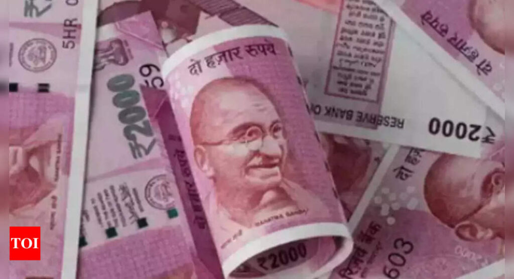 Rupee hits 1-month high as Treasury rally, recession fears weigh on dollar - Times of India