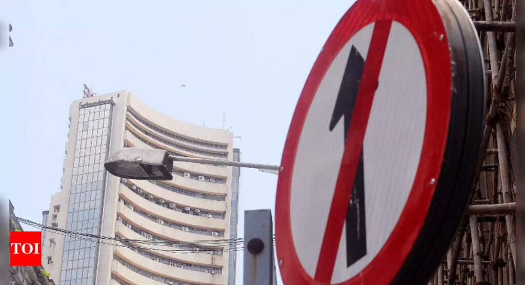 Sensex tanks 872 points, Nifty settles at 17,491: Top reasons behind today's fall - Times of India