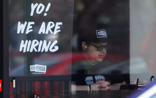 US job growth beats expectations; unemployment rate falls 3.5% - Times of India