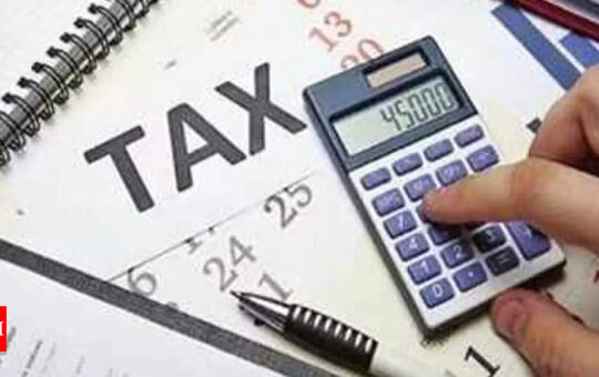 I-T refunds of Rs 1.14 lakh crore issued between April-August | India News - Times of India